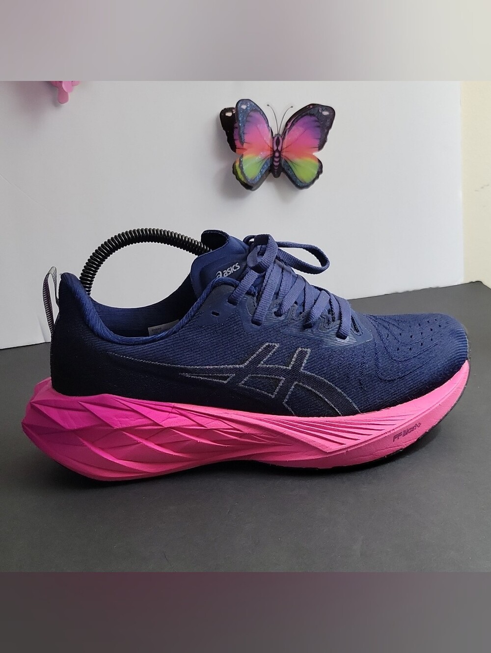 Asics Novablast 4 Womens Running Shoes Deep Ocean Hot Pink Sz8 (Brooks insoles)